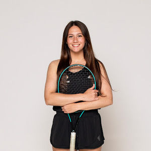 Meet your Posher, Mia